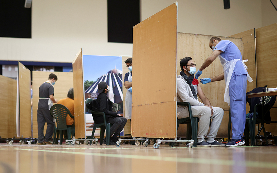 τα-μέτωπα-στη-μάχη-ε-ε-για-επιπλέον-δόσ-561309853