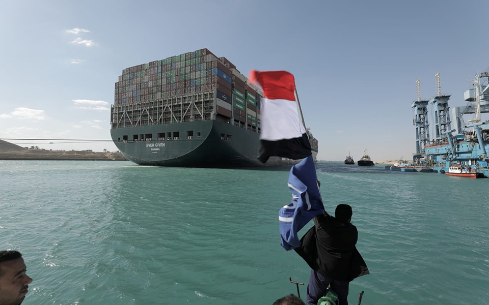 διώρυγα-σουέζ-πώς-ξεκόλλησε-το-γιγά-561310732