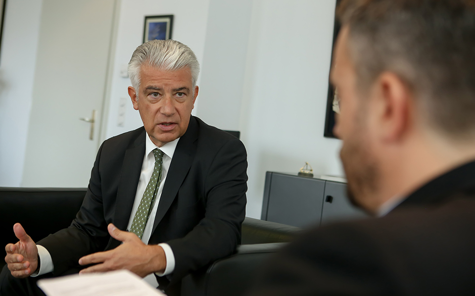 γερμανός-πρέσβης-γιατί-δεν-έστειλε-η-μ-561308806