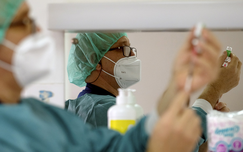 ρωσία-συμφωνία-για-παραγωγή-του-sputnik-v-στη-561293863