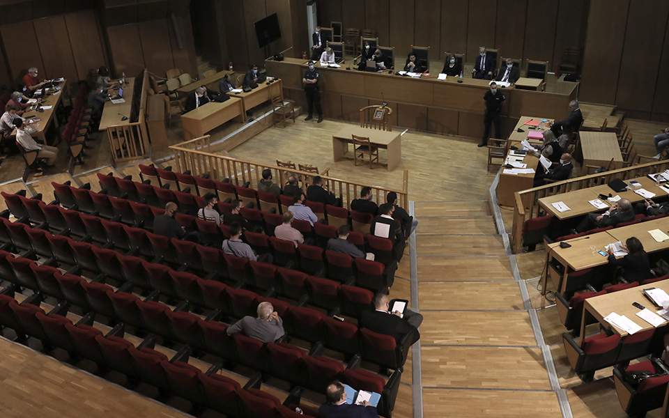 μαζικά-τεστ-για-κορωνοϊό-στα-δικαστήρ-561293449