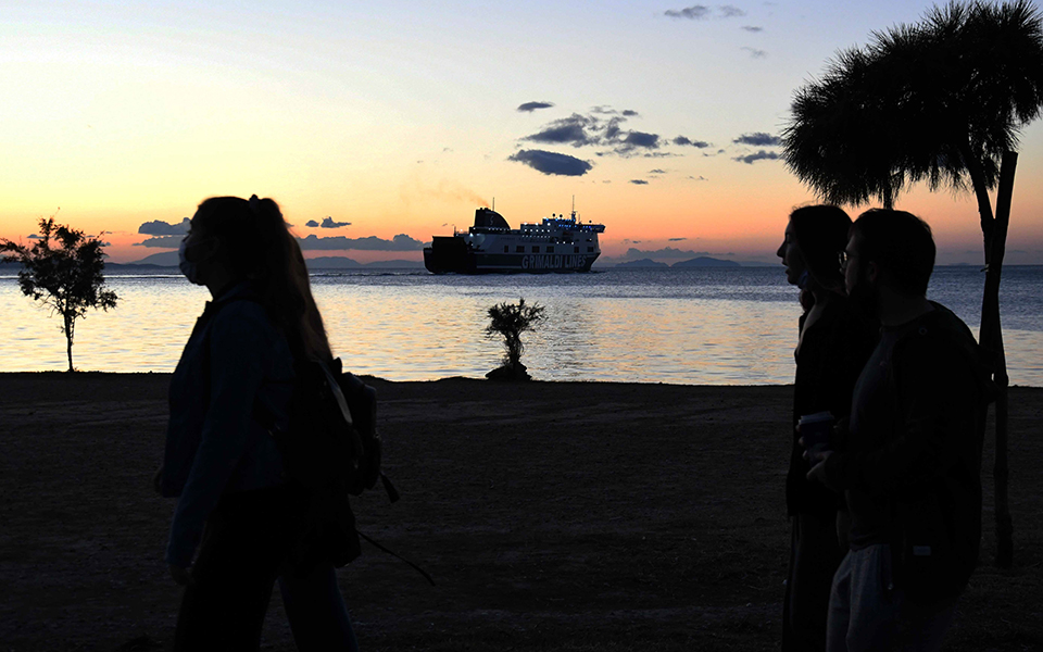 εισηγήσεις-για-καθολικό-lockdown-τύπου-μαρτί-561282046