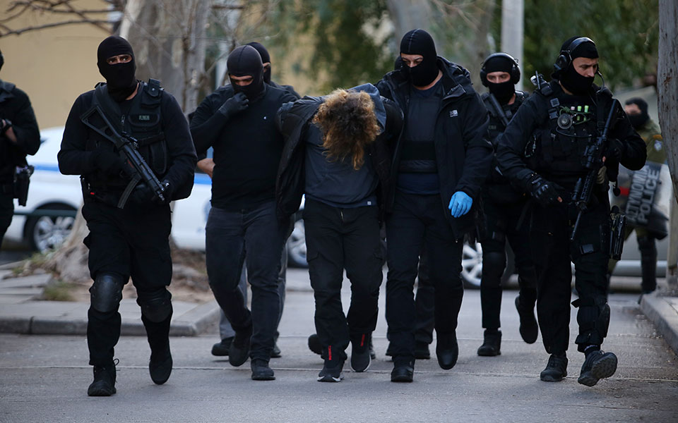 επεισόδια-στη-νέα-σμύρνη-η-κατάθεση-το-561292636