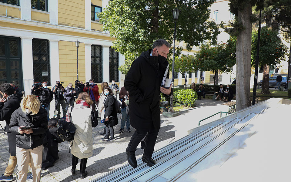 αναφορές-κατά-εισαγγελικών-και-δικασ-561281950