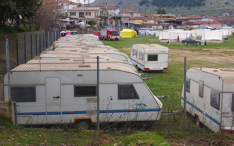 αγώνας-δρόμου-για-να-στεγαστούν-οι-σει-561287662