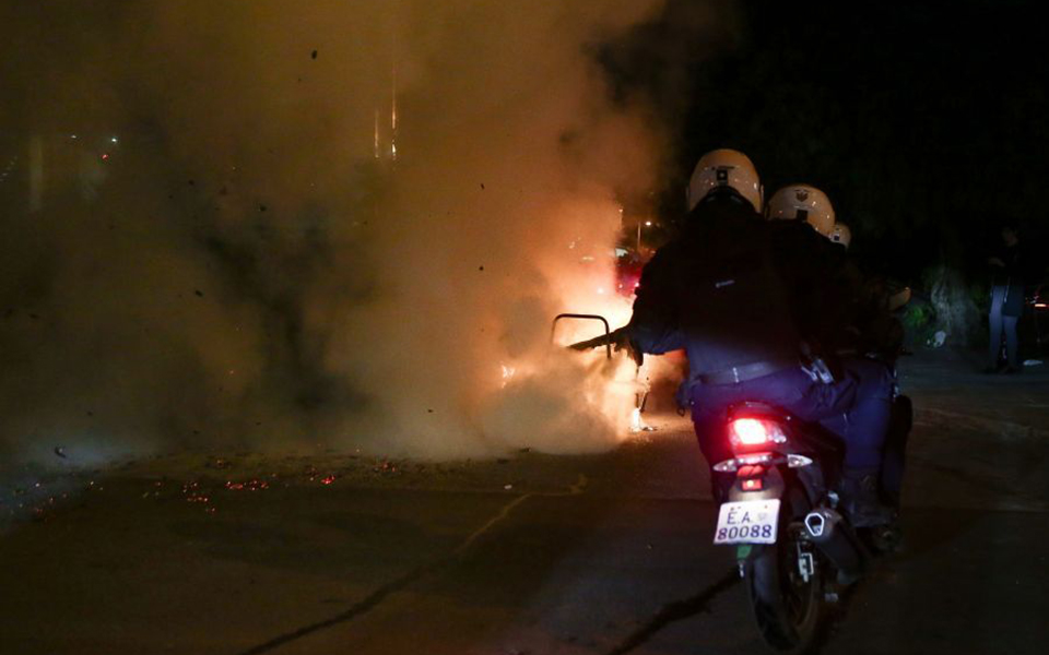 βαριές-κατηγορίες-για-τα-πρωτοφανή-επ-561291451