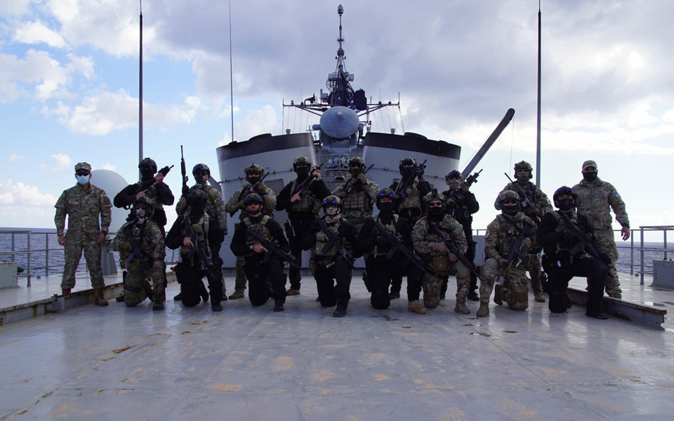 Τριμερής συνεκπαίδευση δυνάμεων Ελλάδας – Κύπρου – ΗΠΑ στη Σούδα (εικόνες)-2