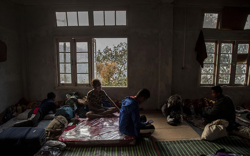 Οι «αντιφρονούντες» αστυνομικοί της Μιανμάρ-2