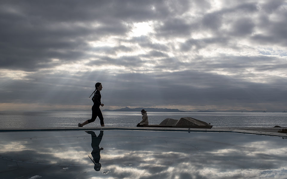 αρ-πελώνη-στο-τραπέζι-αλλαγή-στον-κωδι-561282457