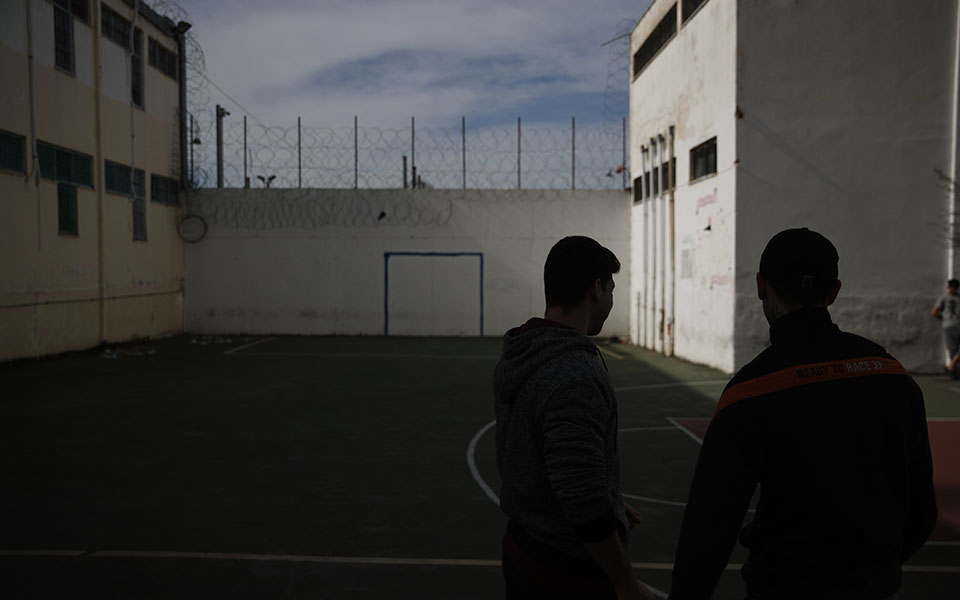 Η πρόκληση της τηλεκπαίδευσης στις φυλακές Αυλώνα (εικόνες)-13