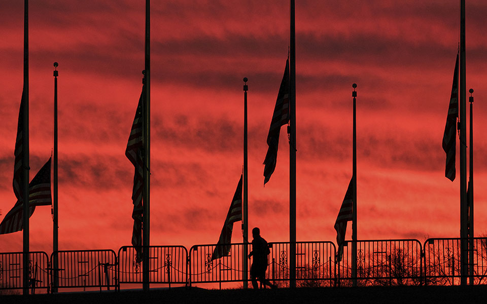 τέταρτο-κύμα-covid-19-βλέπουν-πλέον-στις-ηπα-561281506