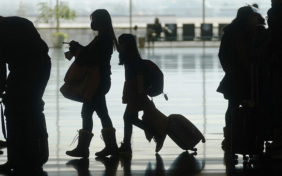 ψηφιακό-πιστοποιητικό-οι-επιφυλάξει-561298981