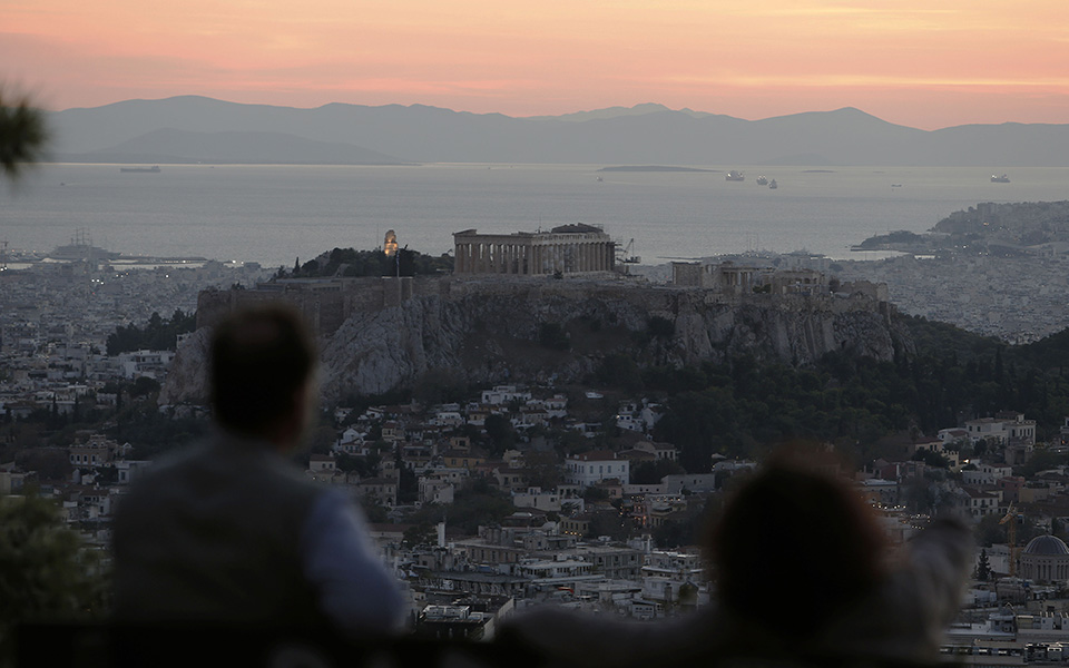 στο-eurogroup-οι-πλειστηριασμοί-πρώτης-κατοικ-561292534