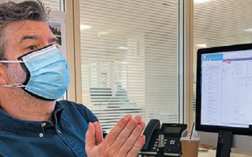 ενα-μικρό-ευχαριστώ-561310552