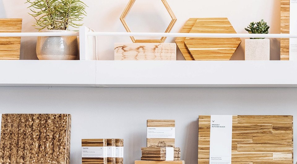 από-ξυλάκια-κινέζικου-φαγητού-μιας-χρ-561284020