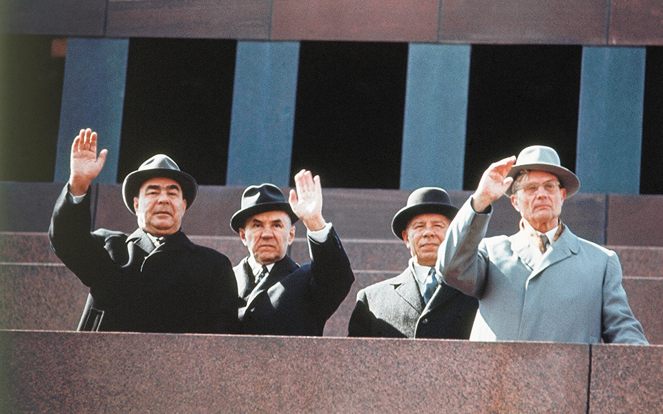 τελμάτωση-στη-σοβιετική-ενωση-561294142