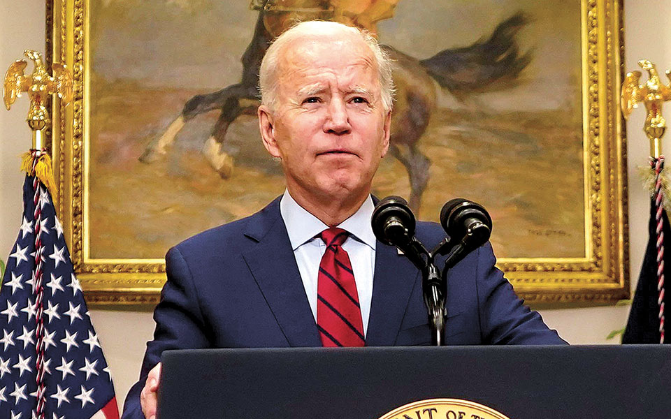 καλοί-κακοί-και-αδιάφοροι-στη-μέση-ανα-561280984