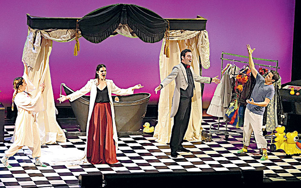 εκτακτωσπροτάσεις-για-τις-μέρες-του-lockdown-561281023