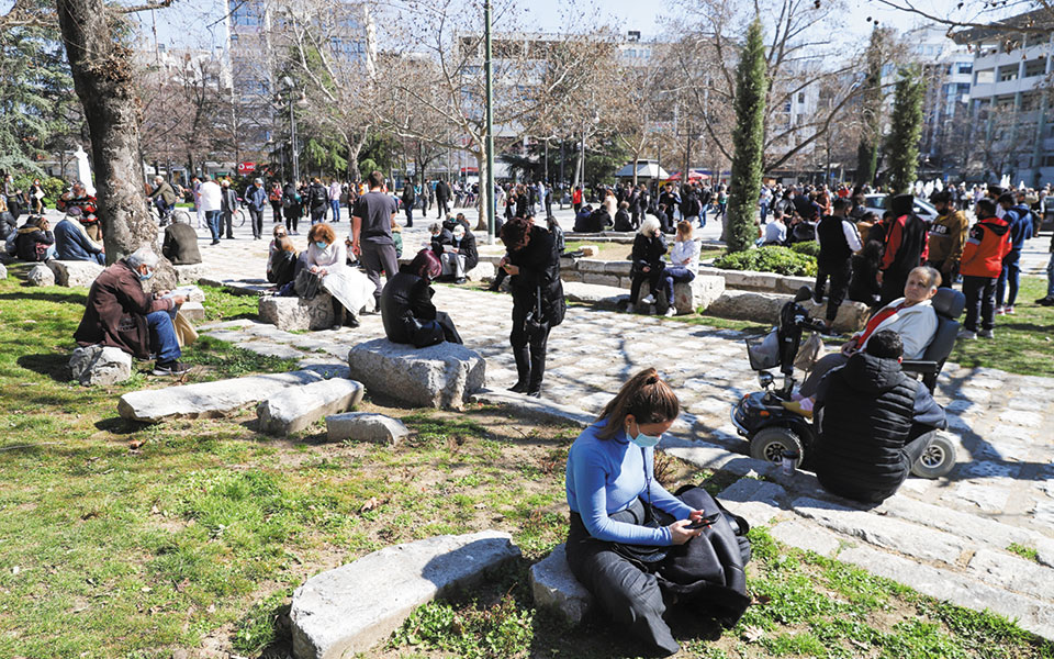 Κατέρρευσαν δεκάδες σπίτια από τα 6 Ρίχτερ στη Θεσσαλία-2