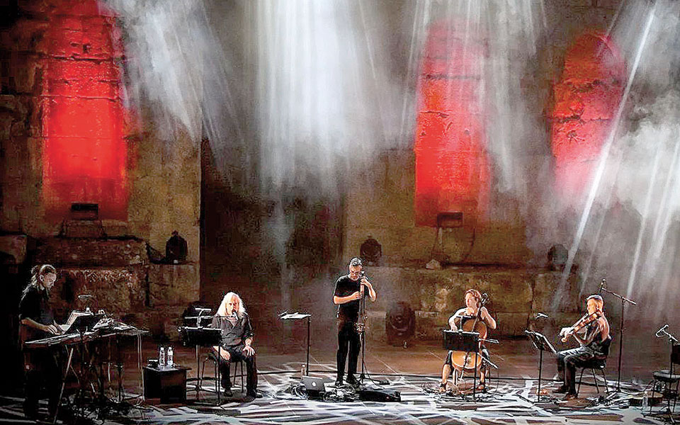 εκτακτωσπροτάσεις-για-τις-μέρες-του-lockdown-561284959