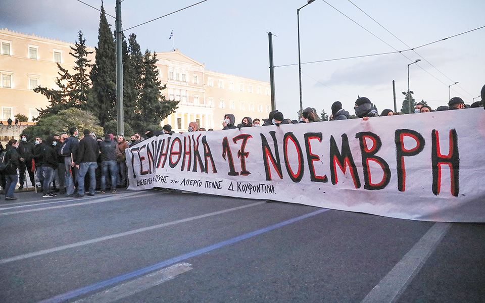 η-αστυνομία-οι-αριθμοί-και-το-πολιτικό-561294640