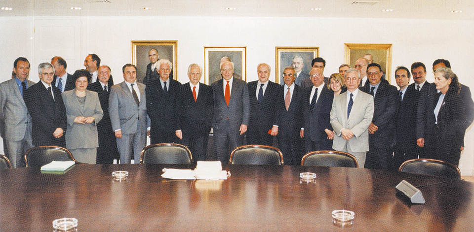 Μας έμαθε να διαβάζουμε Ιστορία και να εμβαθύνουμε-1