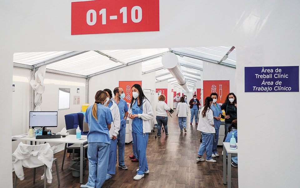 στον-πάγο-το-εμβόλιο-της-astrazeneca-561295564