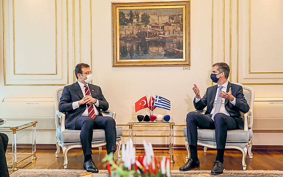 συνάντηση-μπακογιάννη-με-ιμάμογλου-561300787