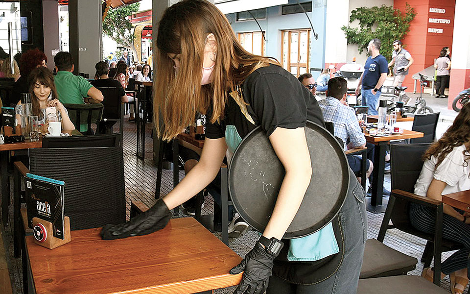 το-καλοκαίρι-η-λήψη-αποφάσεων-για-επαν-561303970