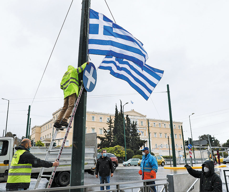 Παρέλαση με 4.000 αστυνομικούς και ελεύθερους σκοπευτές-1
