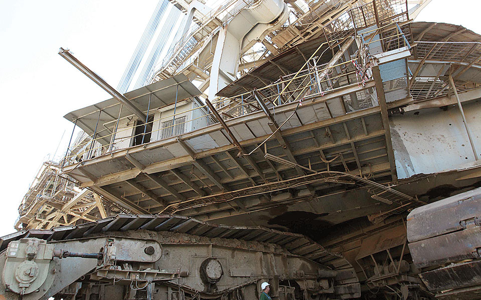 στο-μικροσκόπιο-το-σχέδιο-απολιγνιτο-561306820