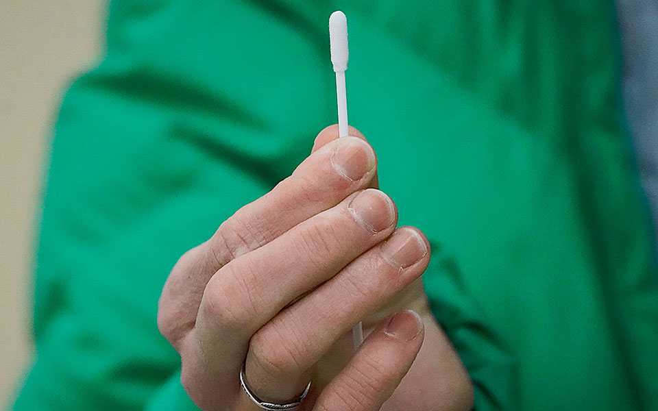 υποχρεωτικά-ατομικά-τεστ-για-το-άνοιγ-561308500