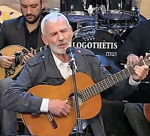 Γνήσια λαϊκή φλέβα, μάστορας της ατάκας, πατριάρχης των σουξέ-1