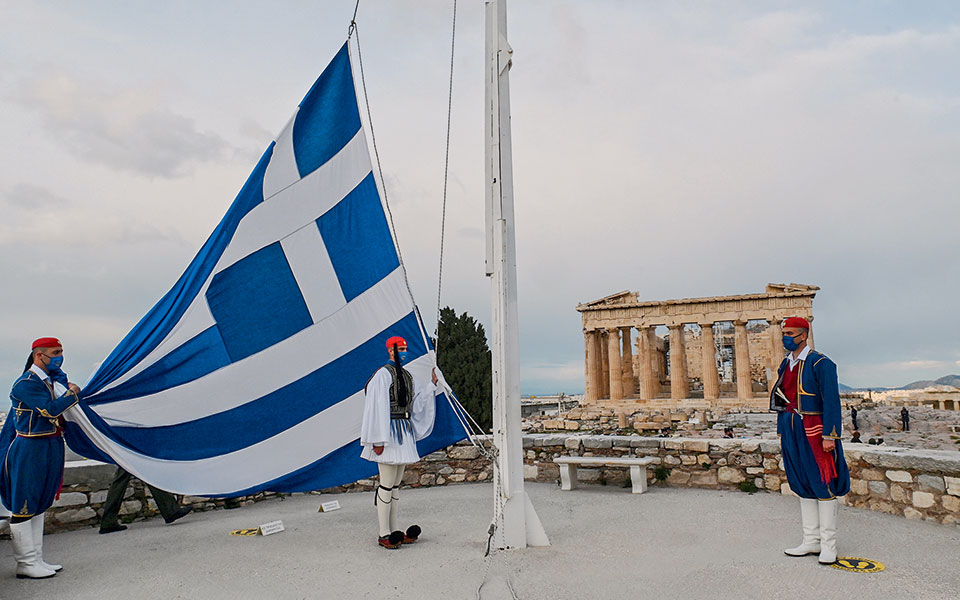 Παρέλαση που τίμησε τη μεγάλη επέτειο-1