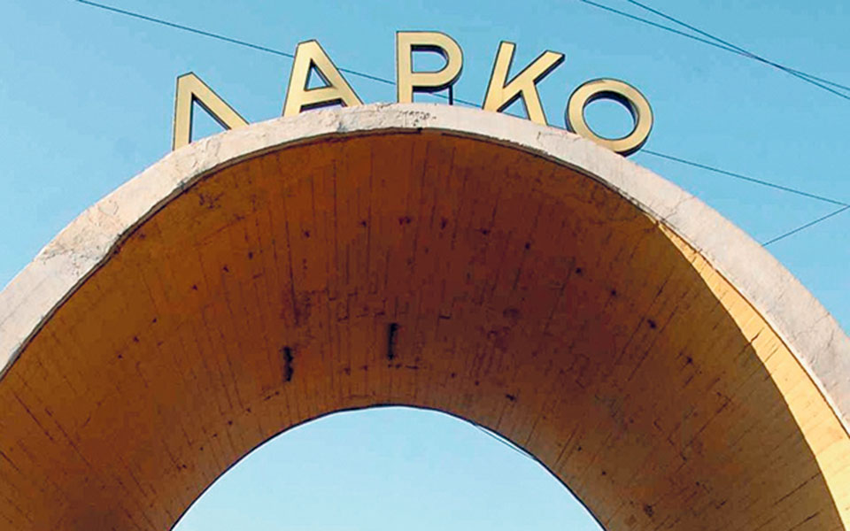 προκρίνονται-και-οι-έξι-υποψήφιοι-για-561311365