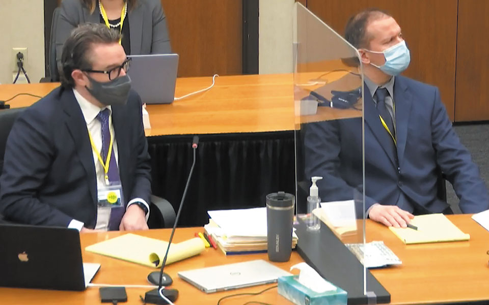 στο-εδώλιο-ο-ρατσισμός-561312433