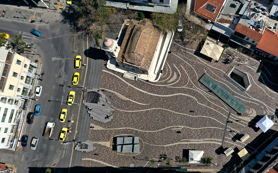 κόπωση-και-βιομηχανία-έβαλαν-φρένο-561283897