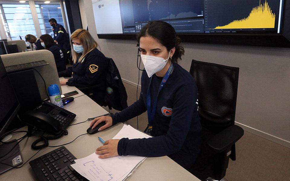 Ακολουθώντας τα ίχνη της Covid (εικόνες)-4