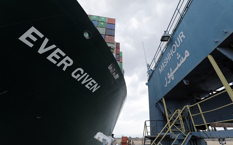 διώρυγα-σουέζ-πιο-εξαρτημένοι-πιο-ευά-561308596