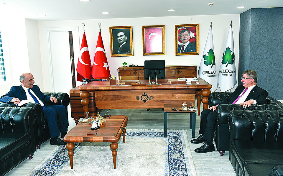 Αχμέτ Νταβούτογλου στην «Κ»: Ο Ερντογάν απομακρύνει την Τουρκία από την Ευρώπη-1