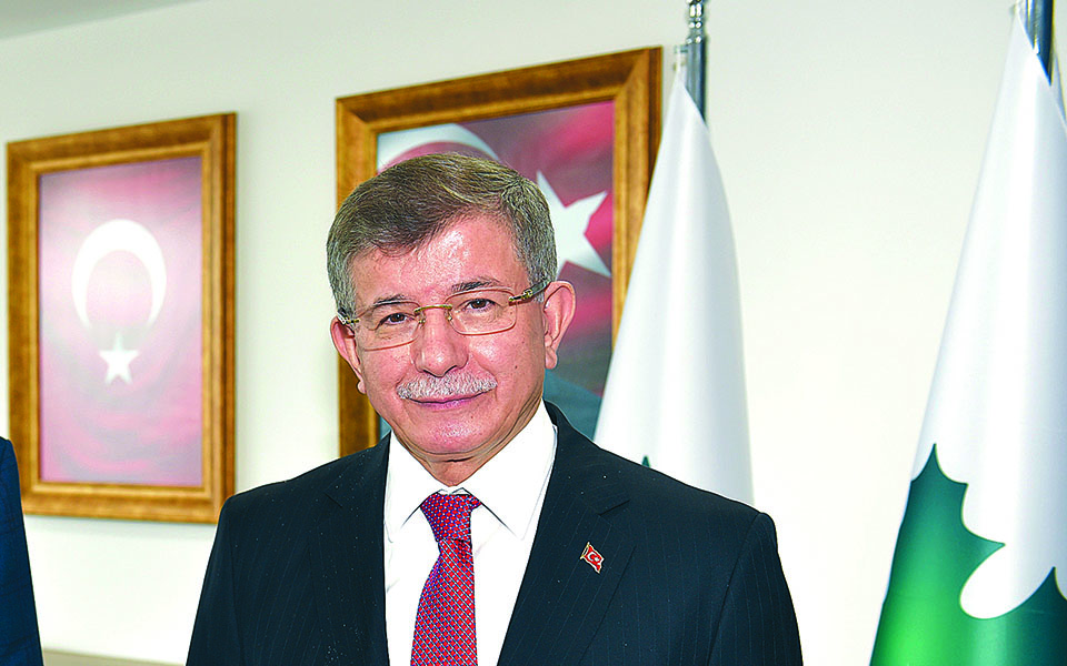 αχμέτ-νταβούτογλου-στην-κ-ο-ερντογά-561287014