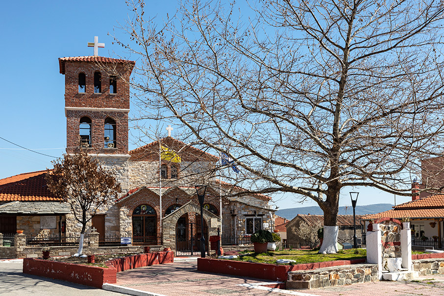 Στις αμυγδαλιές του Στρυμόνα-2