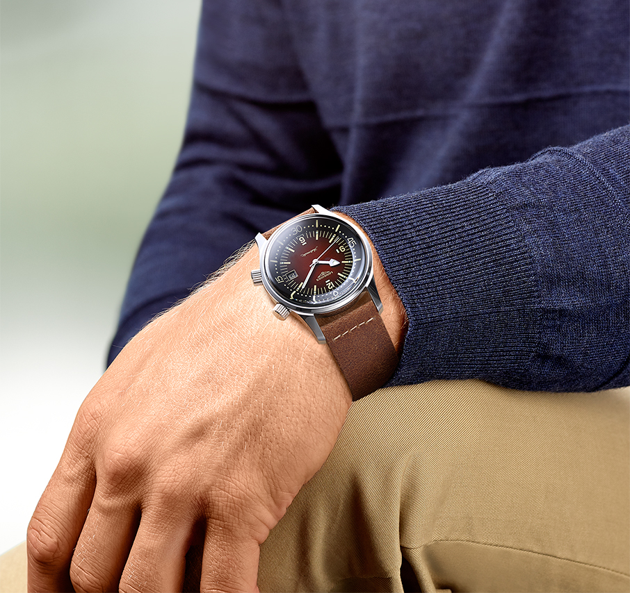 Ποιο θα επιλέγατε από τα δύο νέα χρώματα του LONGINES Legend Diver;-7