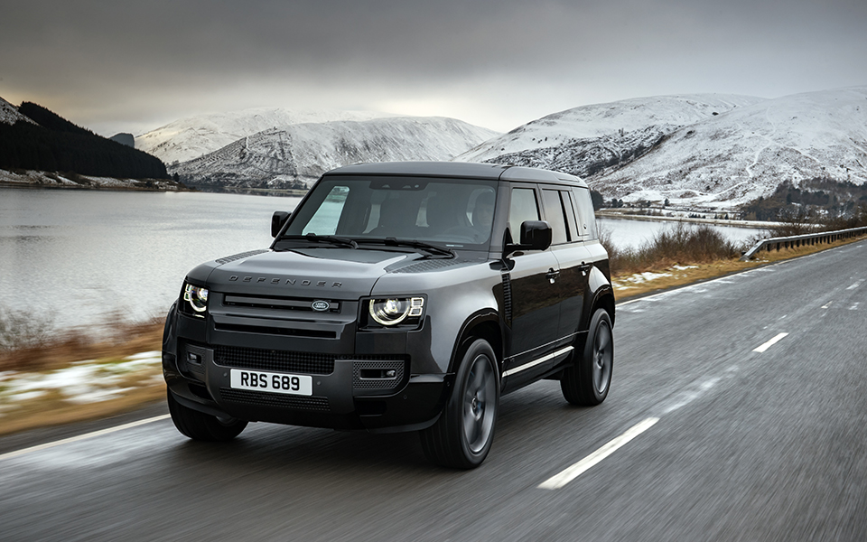νέο-land-rover-defender-με-v8-κινητήρα-561280744
