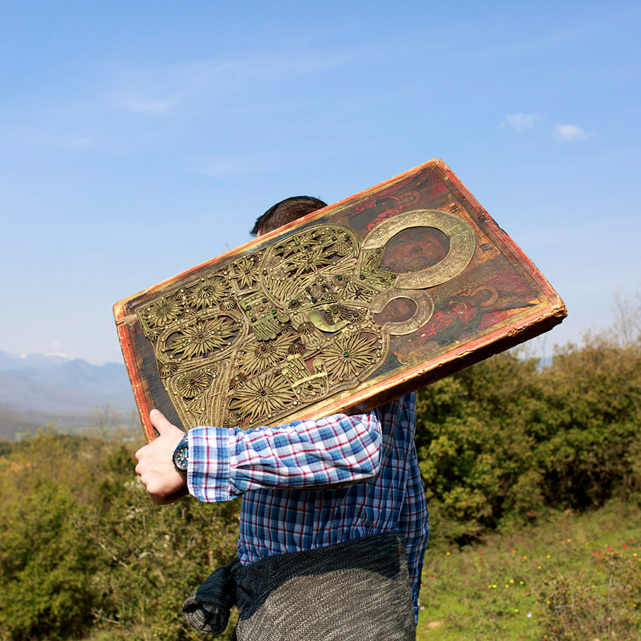 Επιστροφή στο χωριό-8