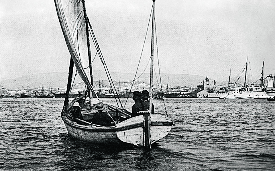 Ο Πειραιάς βιογραφείται-1