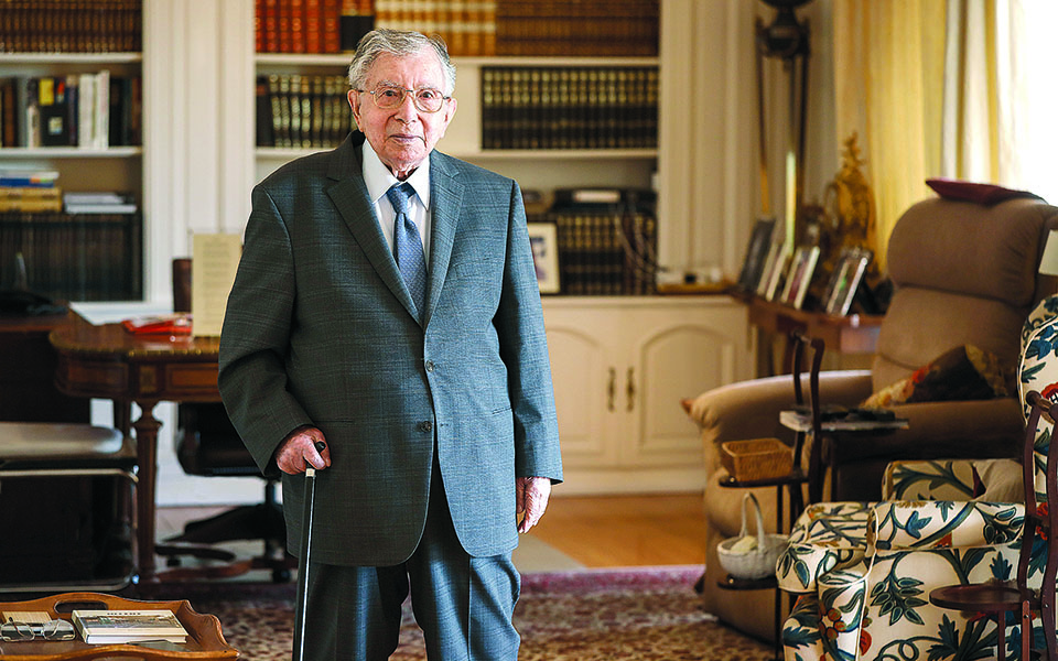 οταν-η-ελλάδα-έβγαζε-βιομήχανους-561287314