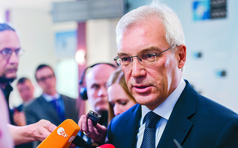 ο-αλεξάντρ-γκρουσκό-στην-κ-ελλάδα-κα-561301744