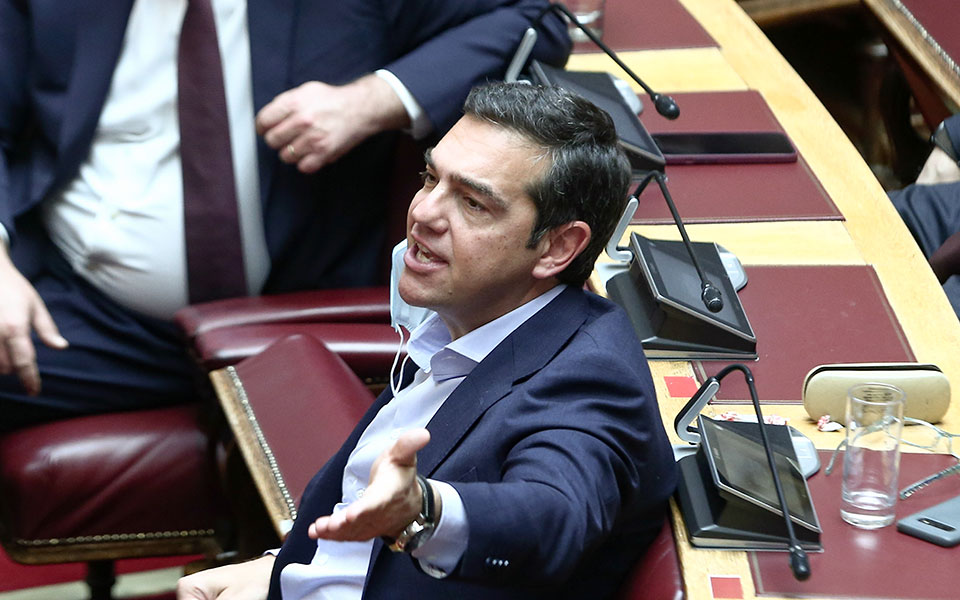 τσίπρας-βρείτε-λύσεις-τώρα-561297037