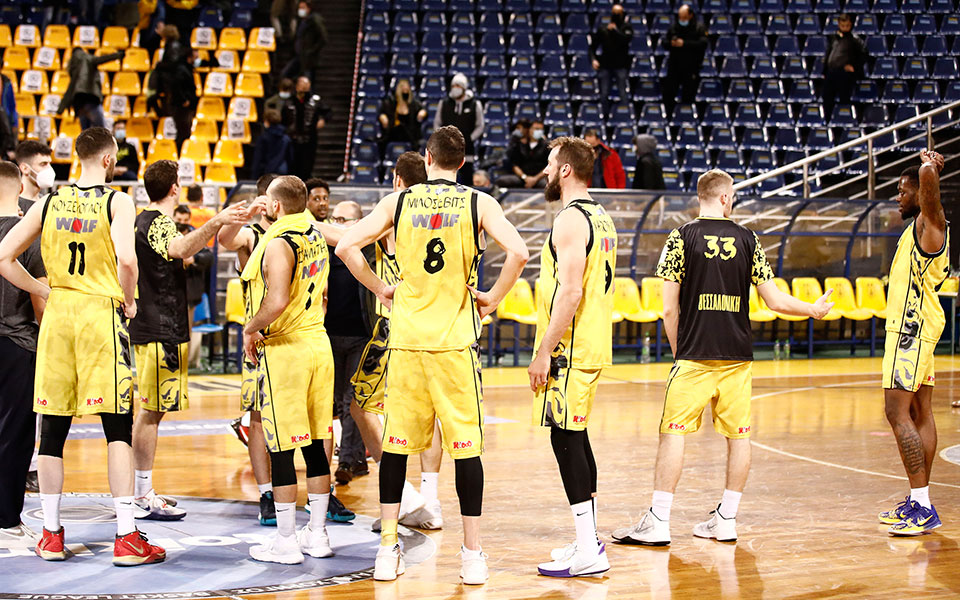 δικέφαλες-νίκες-στο-φινάλε-561302080